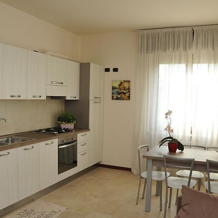 Appartamento Lago ペスキエーラ・デル・ガルダ 部屋 写真